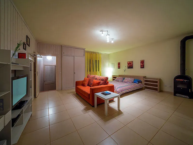 240E - One Bedroom Porto Cristo 2*,
